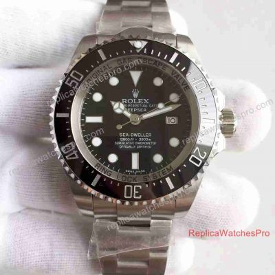 Replica Rolex Deep Sea-Dweller Black 44MM Stainless Steel Watch